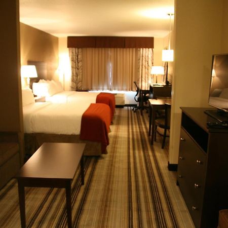 Holiday Inn Express & Suites Nevada By Ihg Dış mekan fotoğraf