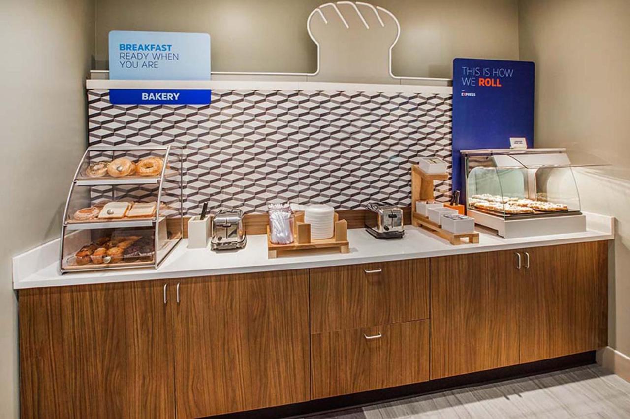 Holiday Inn Express & Suites Nevada By Ihg Dış mekan fotoğraf