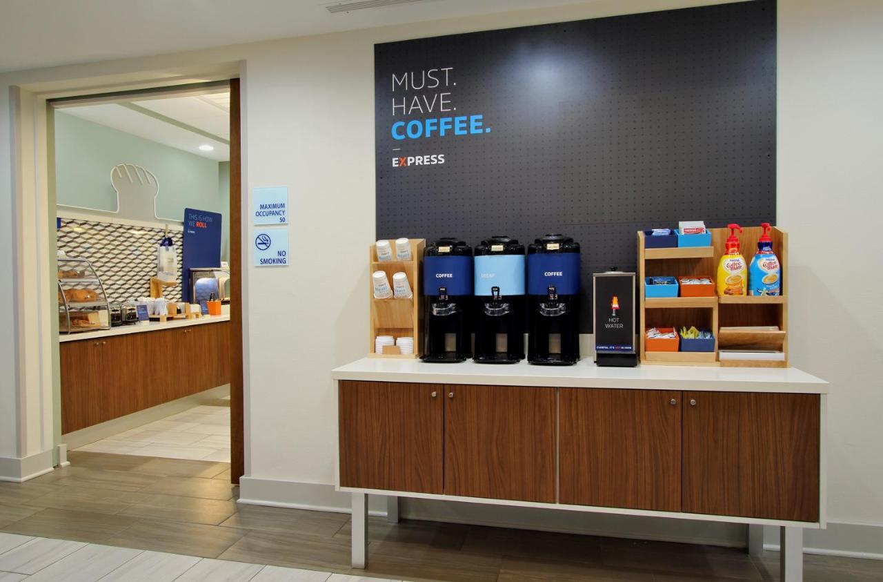 Holiday Inn Express & Suites Nevada By Ihg Dış mekan fotoğraf
