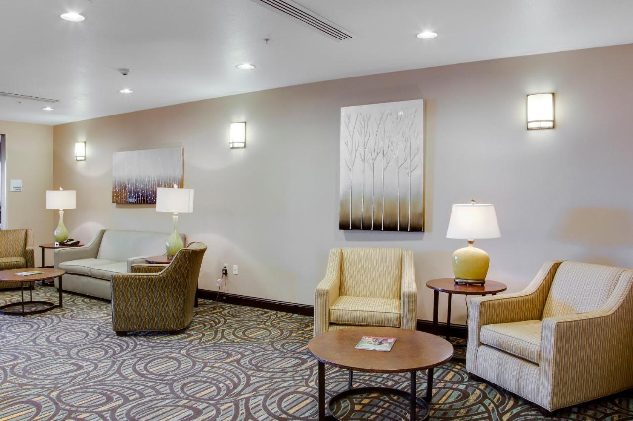 Holiday Inn Express & Suites Nevada By Ihg Dış mekan fotoğraf