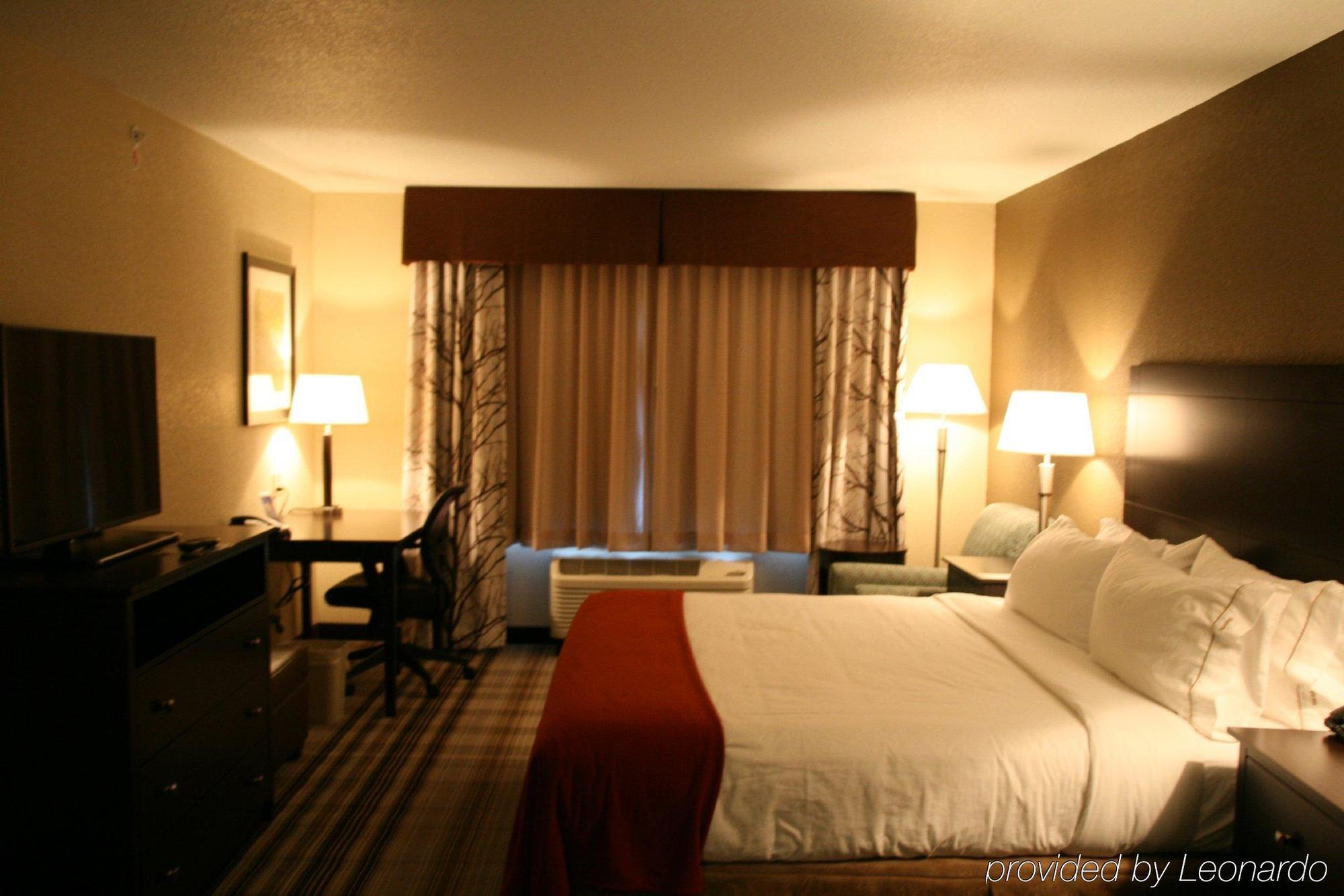 Holiday Inn Express & Suites Nevada By Ihg Dış mekan fotoğraf