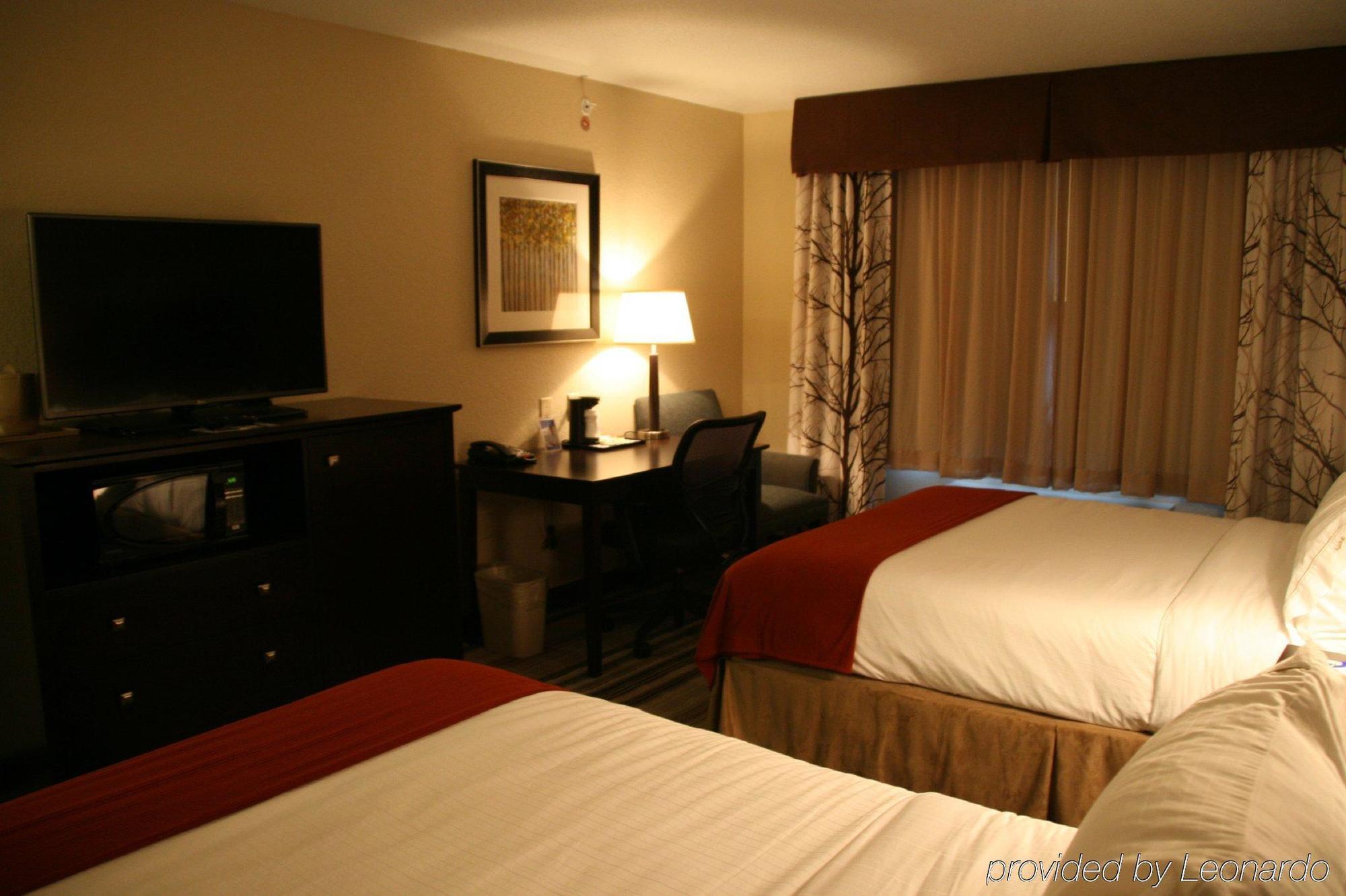 Holiday Inn Express & Suites Nevada By Ihg Dış mekan fotoğraf