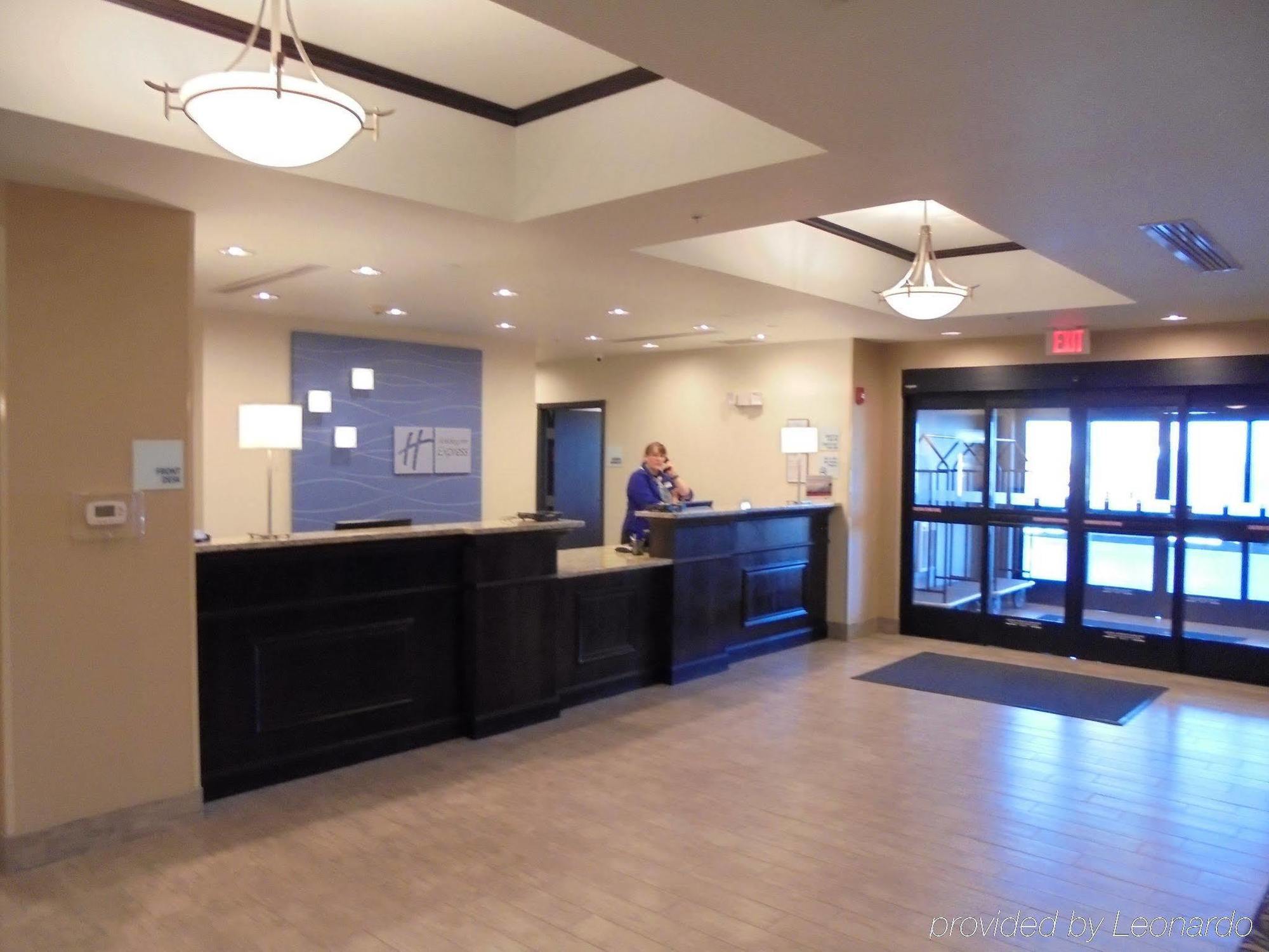 Holiday Inn Express & Suites Nevada By Ihg Dış mekan fotoğraf