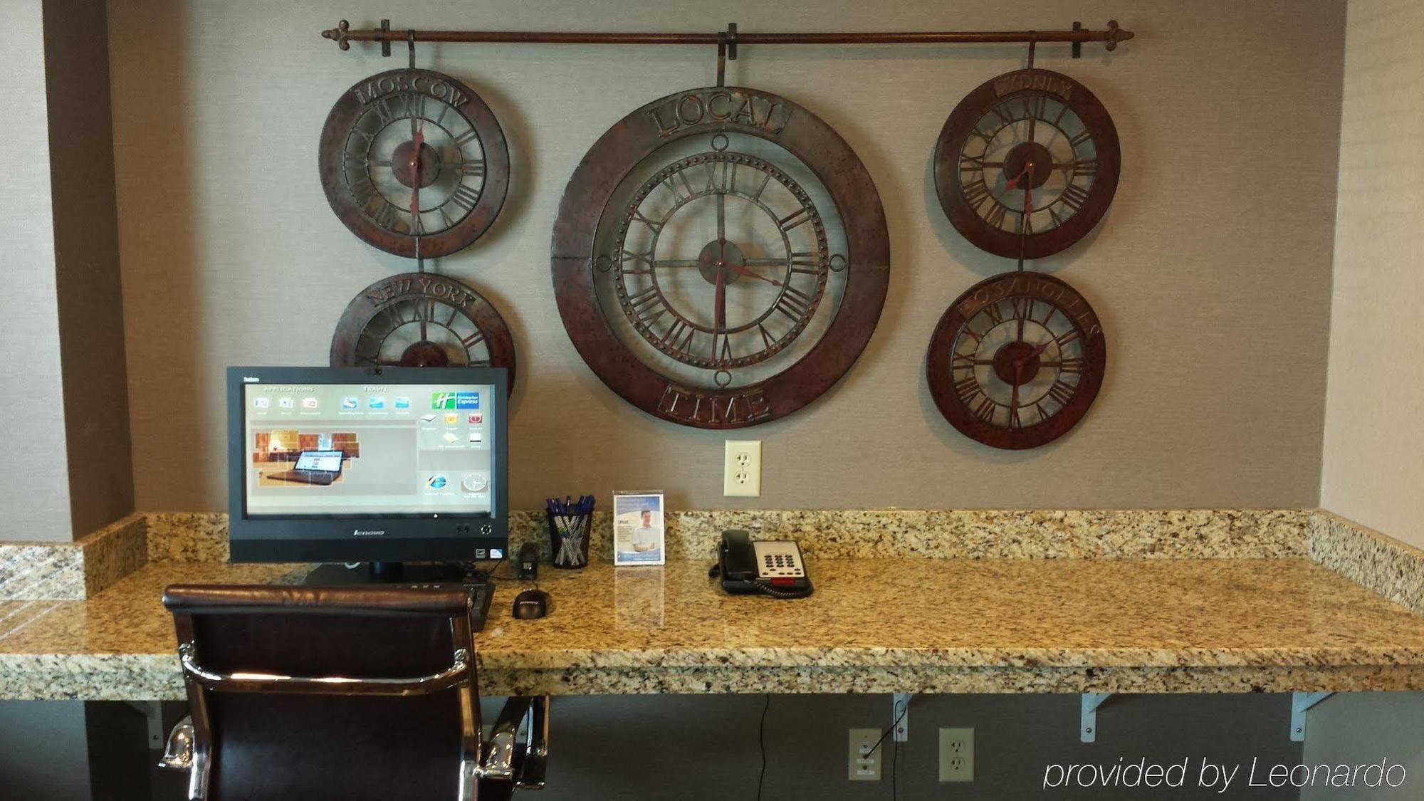 Holiday Inn Express & Suites Nevada By Ihg Dış mekan fotoğraf
