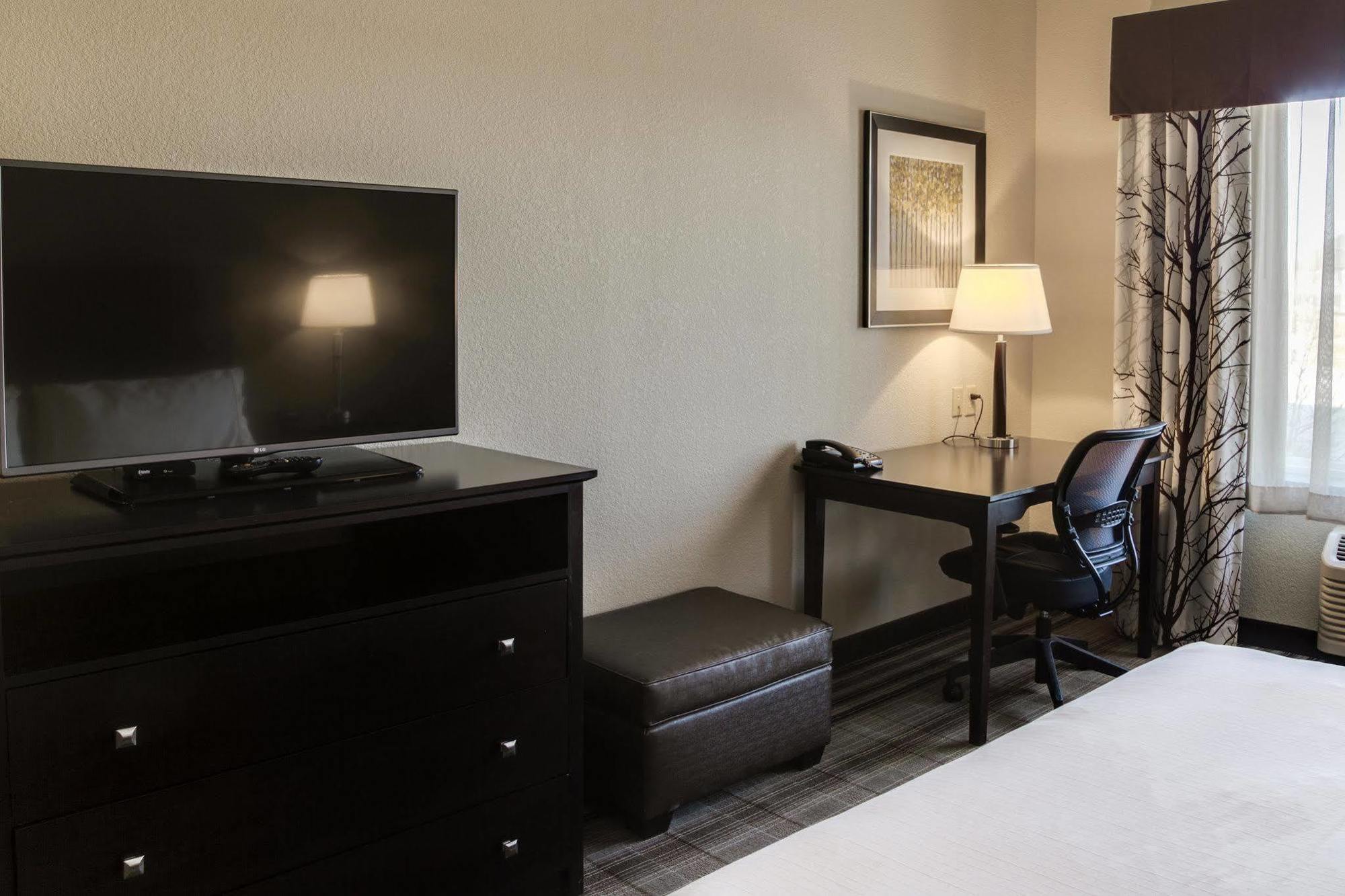 Holiday Inn Express & Suites Nevada By Ihg Dış mekan fotoğraf